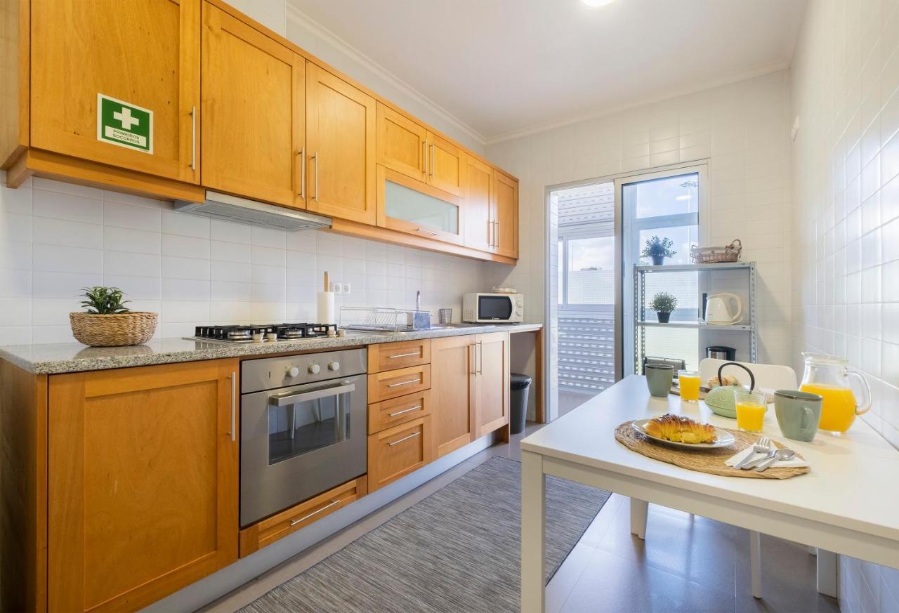 Paim Apartments Понта Делгада Екстериор снимка